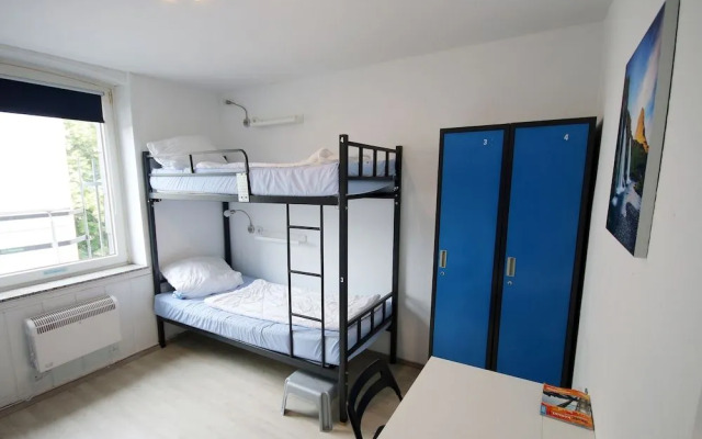 The Penny Pincher Inn - Hostel