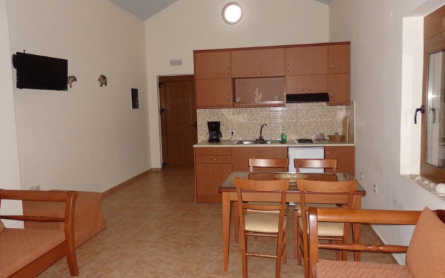 Ravdoucha Beach Studios