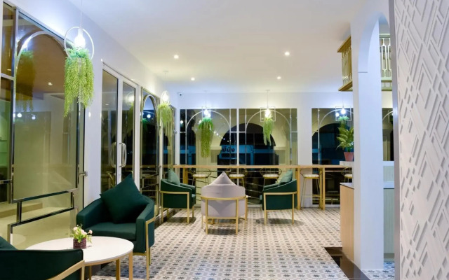 Peranakan House