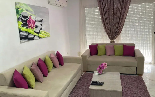 Cosy Flat for Your Honeymoon