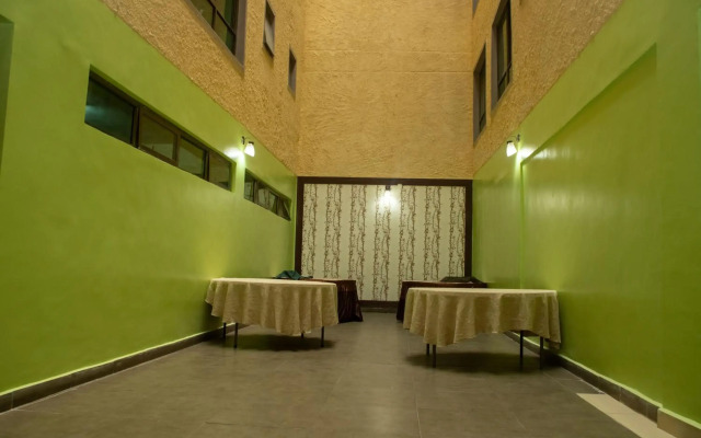 The Legacy Hotel & Suites