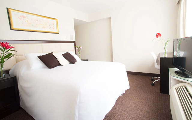 Roosevelt Hotel & Suites