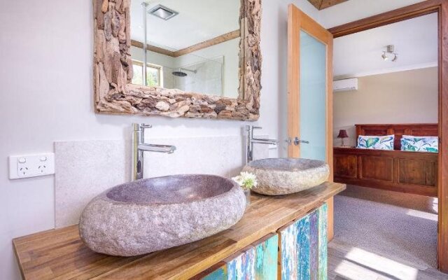 Albany Bali Style Accommodation