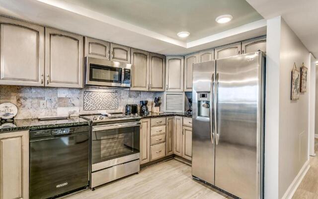 The Savoy Penthouse 601 (3 bedroom plus loft, Sleeps 9)