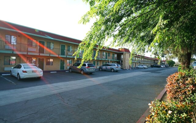 Ambassador Inn and Suites