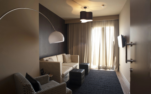 Hotel Select Suites & Spa / Apartments