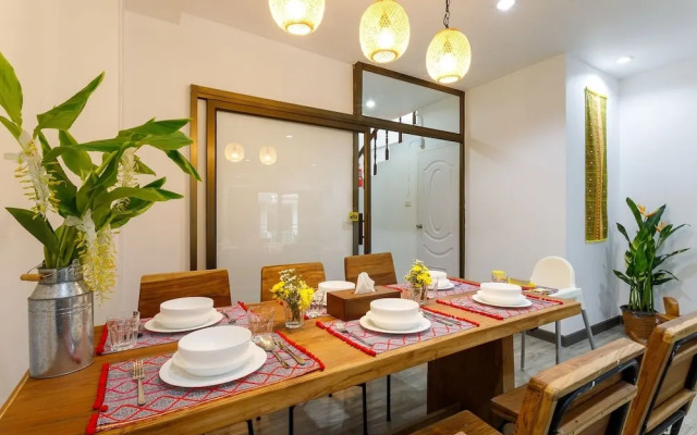 Singharaj House