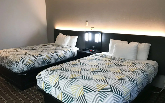 Studio 6 Suites Tupelo, MS - North