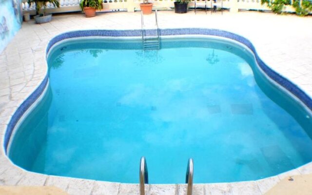 Paradis Hotel