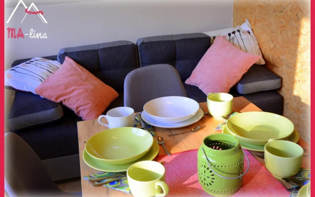 MA-lina Apartament i Pokój Gościnny
