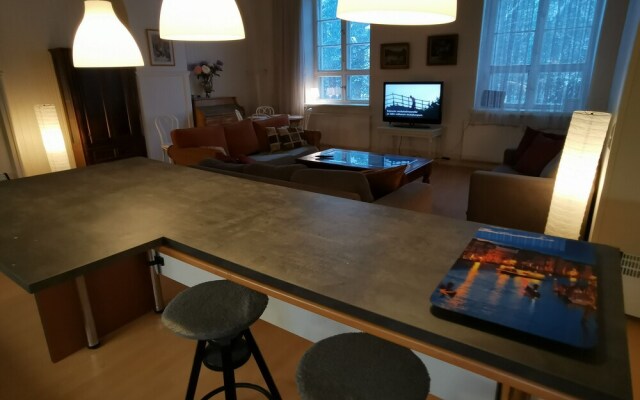 Immaculate Residence 5-bed Apartment in Kotka