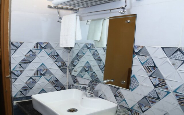 Fabhotel Aanya Suites