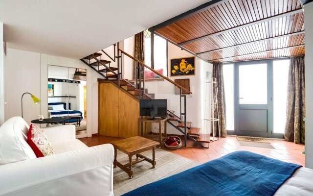 Charming Flat 1 Minute on Foot From Colosseum