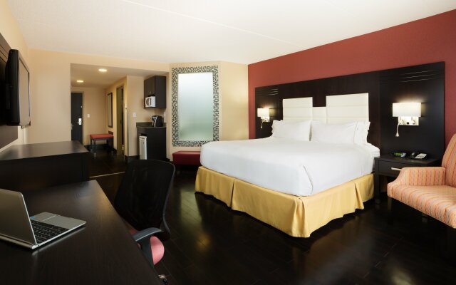 Holiday Inn Express Hotel & Suites Ottawa West Nepean, an IHG Hotel
