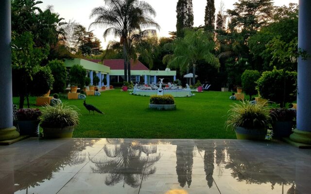 Bed and Breakfast on Melrose