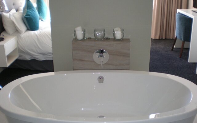 Island Letting-Crystal towers