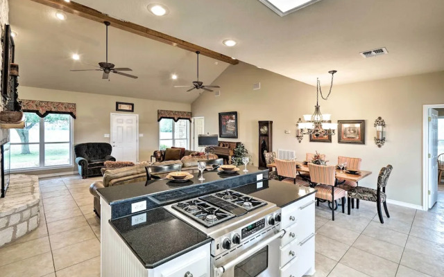 Pet-friendly Flatonia House w/ Patio & Gazebo!