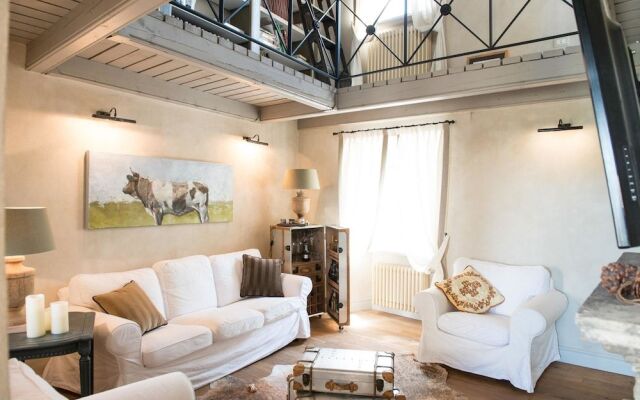 Villa with pool and SPA in Langhe