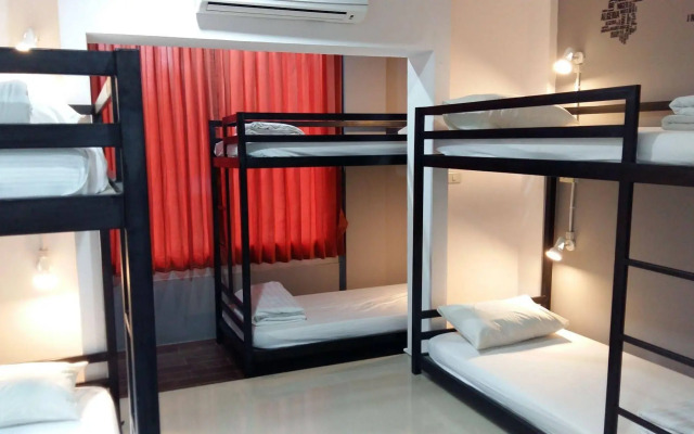 M Hostel Lanta