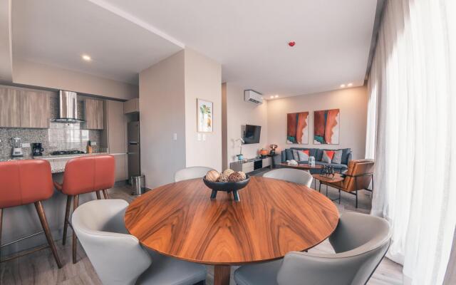 Breakfast Included at Regatta Living 301