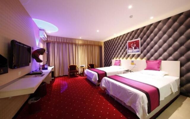 Hechi Shuntai Hotel