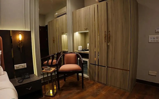 Narison Hotel By Divud Ecom
