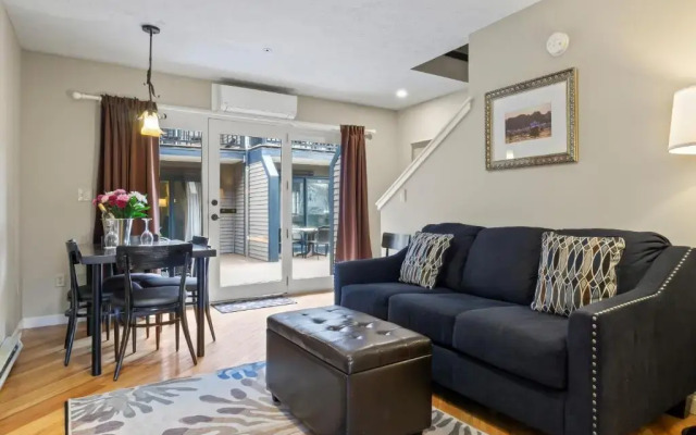 Sea Rose Suites