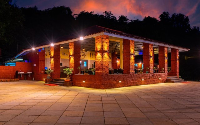Chinar Wood Resort Dapoli
