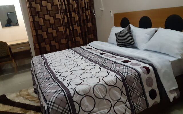 Goddis Apartments