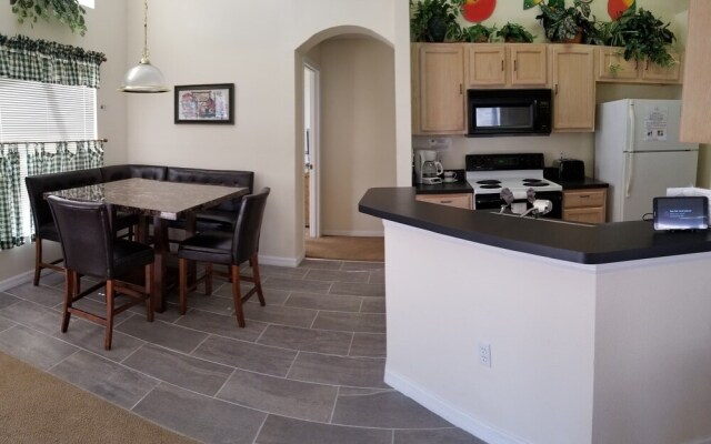 Lkb1029lkb 4 Bedroom Villa in Lake Berkley