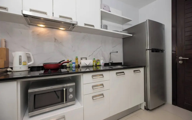 Emerald Hill Patong Apartment 421