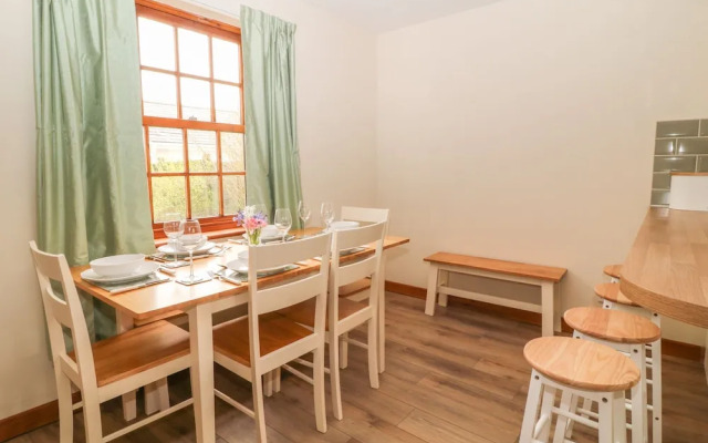 Thrushel Cottage