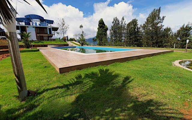 SaffronStays Cholamala