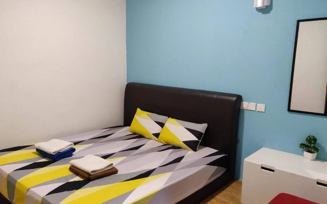 SPOT ON 90236 Zigzag Travellers Home - Hostel