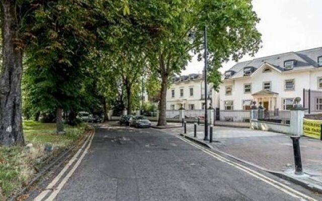 Windsor Holiday Apartments