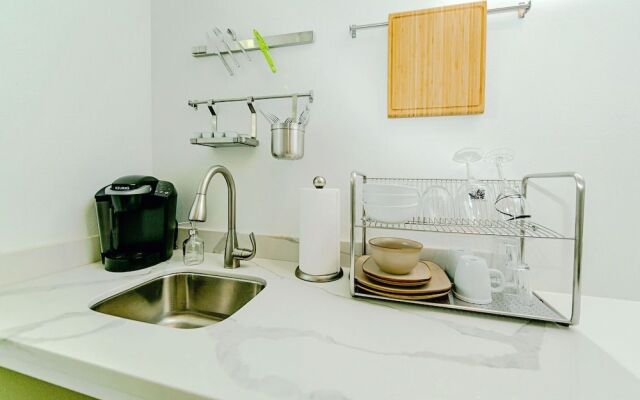 Montrose Guesthouse Suites