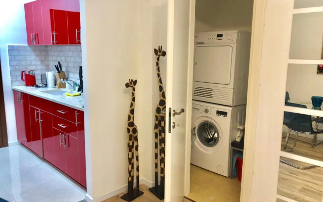 2 Bedrooms Apartment " Marcheliz " in Bat-yam