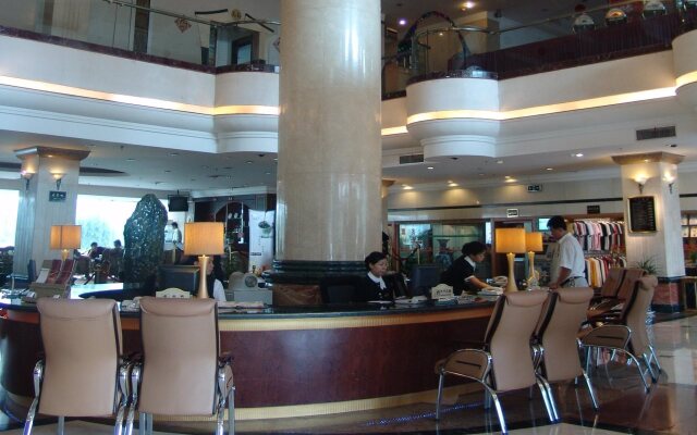 Golden Spring Hotel