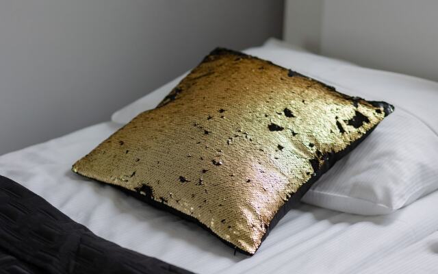 Warsaw City Center Studios By Renters