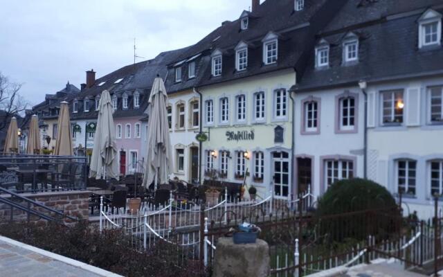 Apartment Am Zurlaubener Ufer