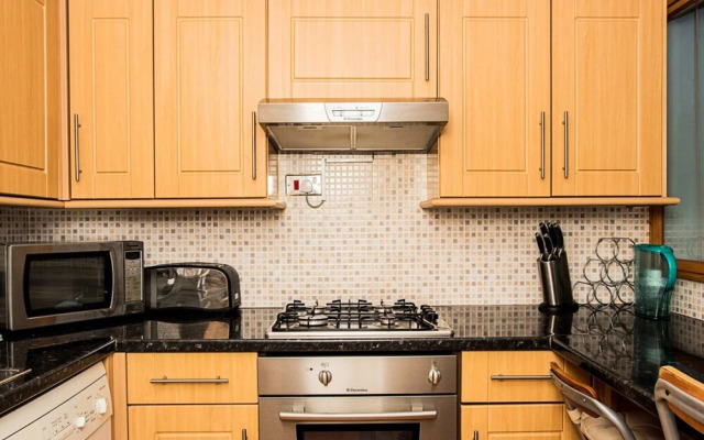 Incredible Views - 1 Bedroom in Chancery Lane