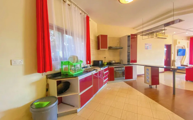 Sea Breeze Beachfront Apartments