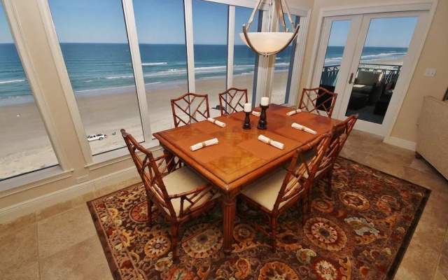 The Wave 801 Apartment 3