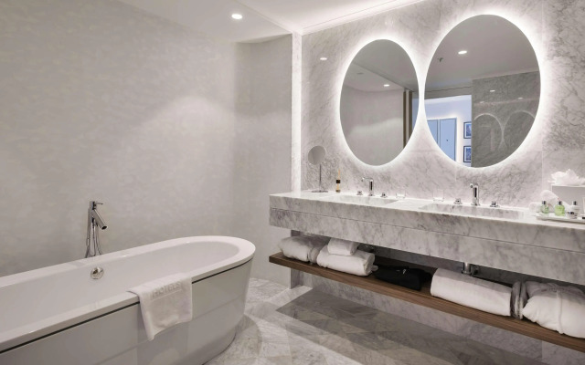 NH Collection Madrid Eurobuilding