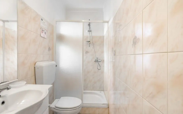 Neves I Guia in Guia