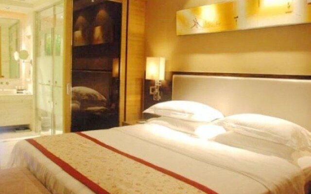 Aile Crown Holiday Hotel