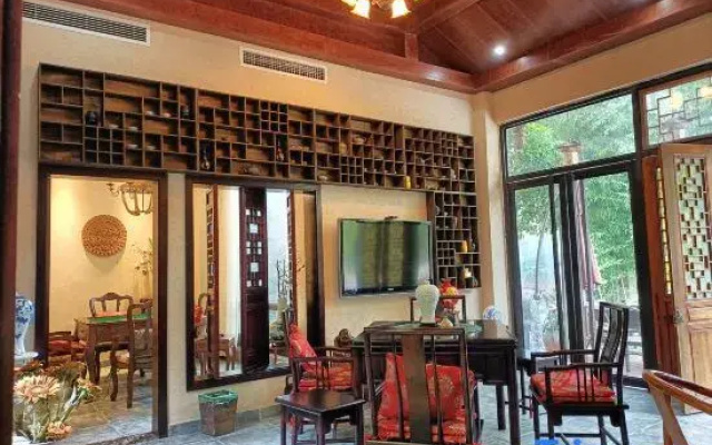Chengdu Yanqi Chinese Inn
