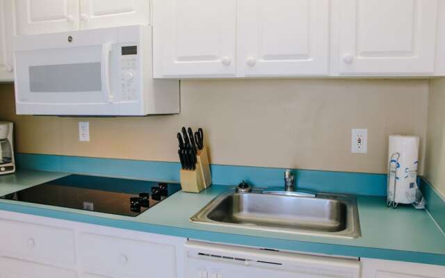 Outrigger Beach Club