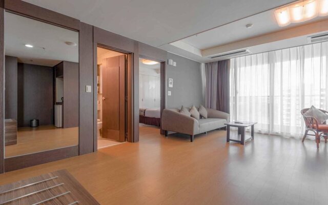Xenia Hotel Clark - Multi Use Hotel