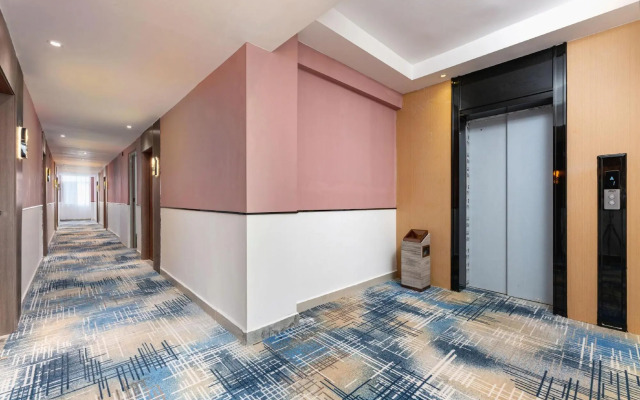 Heben Apartment (Sihui Guohui Nanguo Yudu Shop)